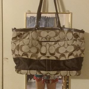 Coach Tote/ Hand bag.